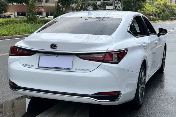 Used Lexus ES 2020 200 Excellence Edition Exterior 7