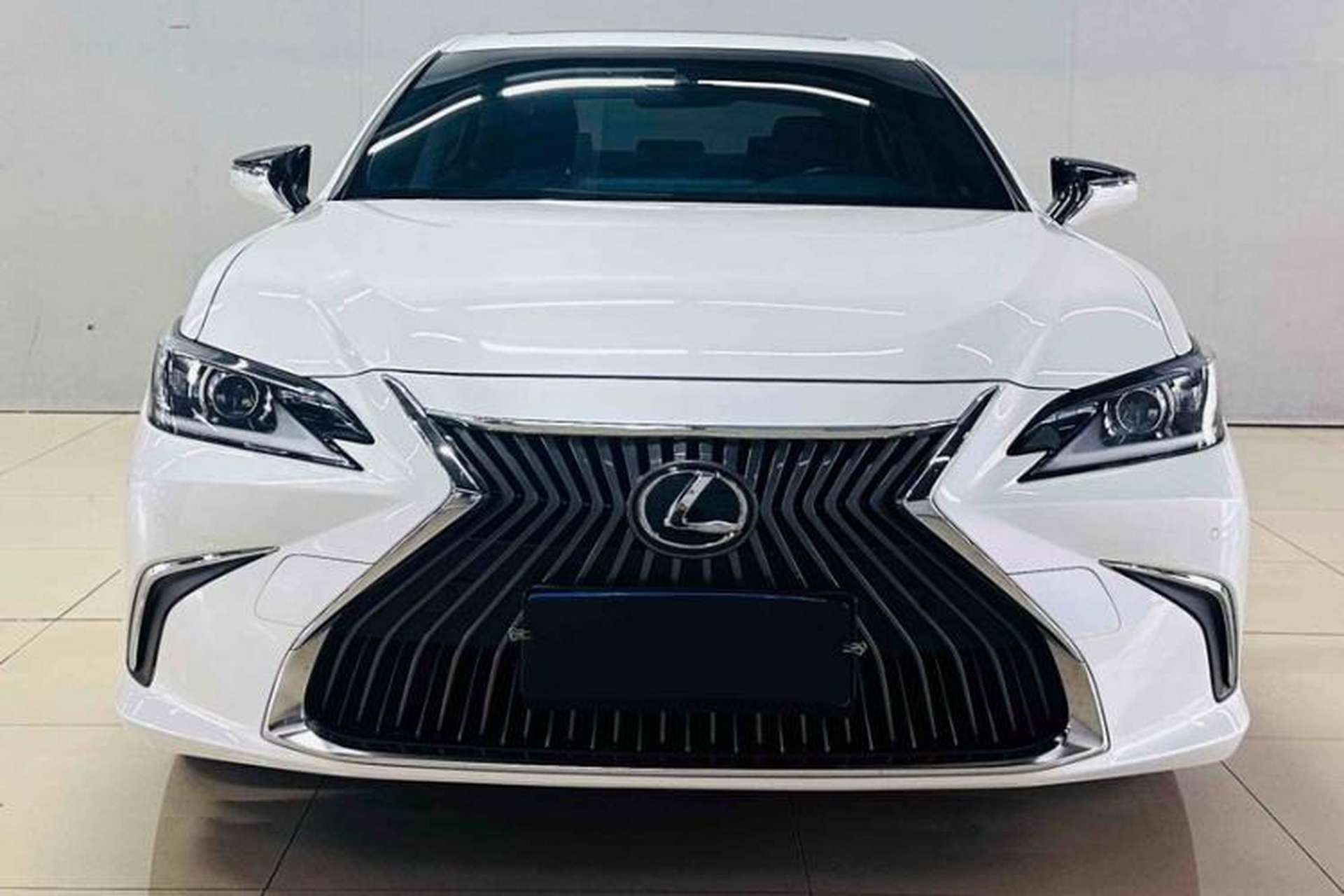 Used Lexus ES 2020 200 Excellence Edition Exterior 7