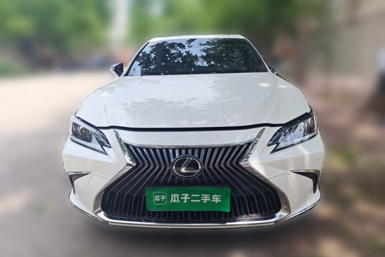 Used Lexus ES 2020 200 Excellence Edition Front