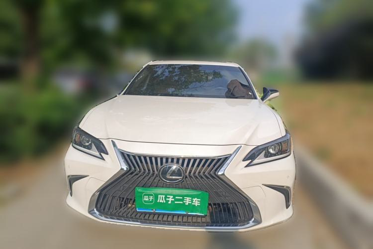 Used Lexus ES 2020 200 Excellence Edition Front