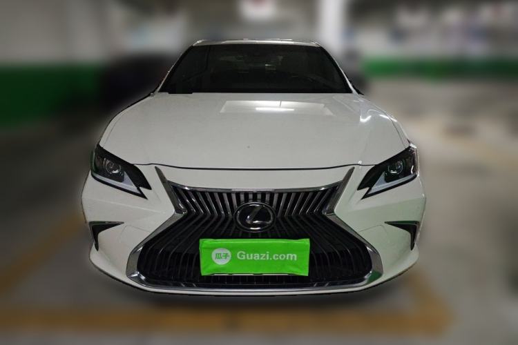 Used Lexus ES 2020 200 Excellence Edition Front