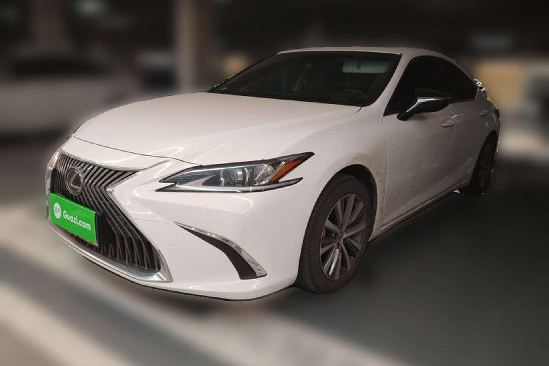 Used Lexus ES 2020 200 Luxury Edition Front Left 45 Deg
