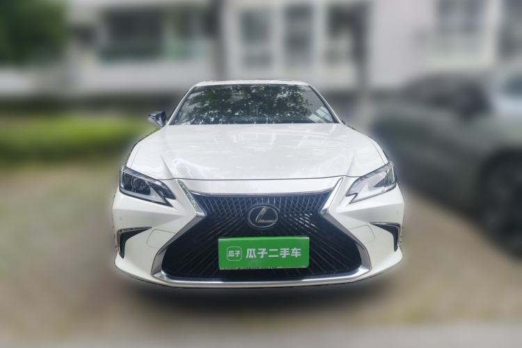 Used Lexus ES 2020 200 Excellence Edition Front
