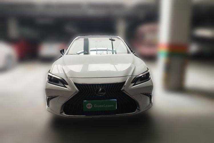 Used Lexus ES 2020 200 Excellence Edition Front