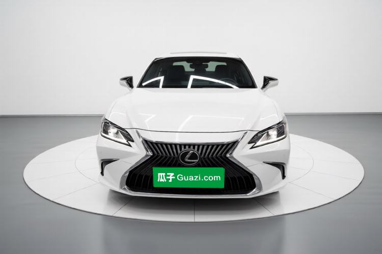 Used Lexus ES 2020 200 Excellence Edition Front