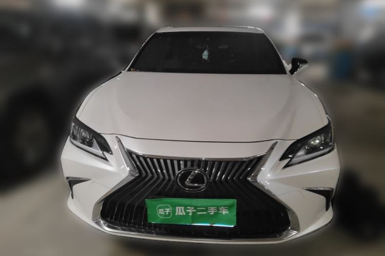 Used Lexus ES 2020 200 Excellence Edition Front