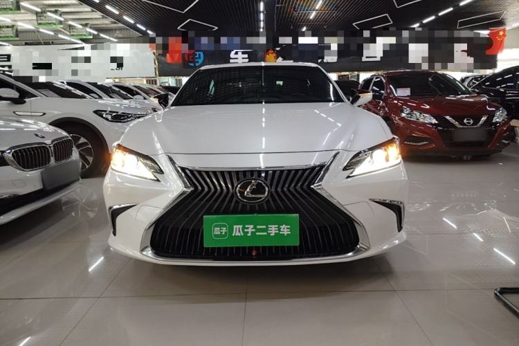 Used Lexus ES 2020 200 Excellence Edition Front