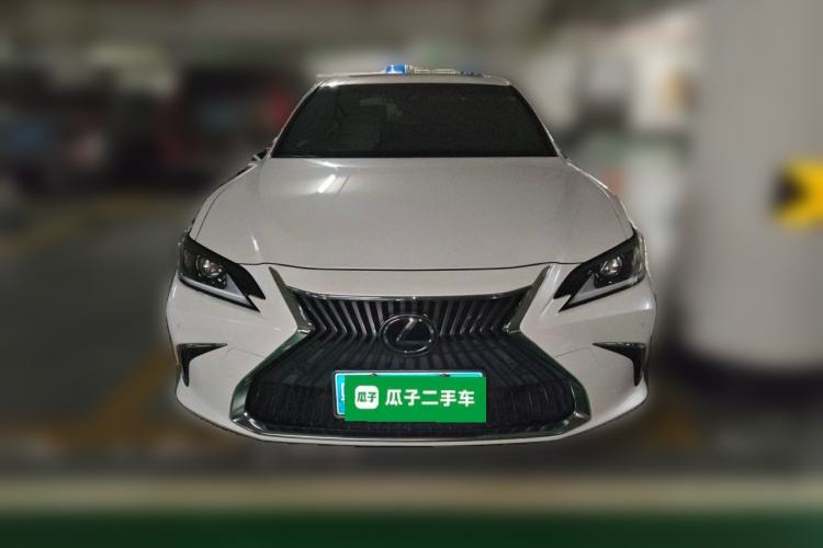 Used Lexus ES 2020 200 Luxury Edition Front