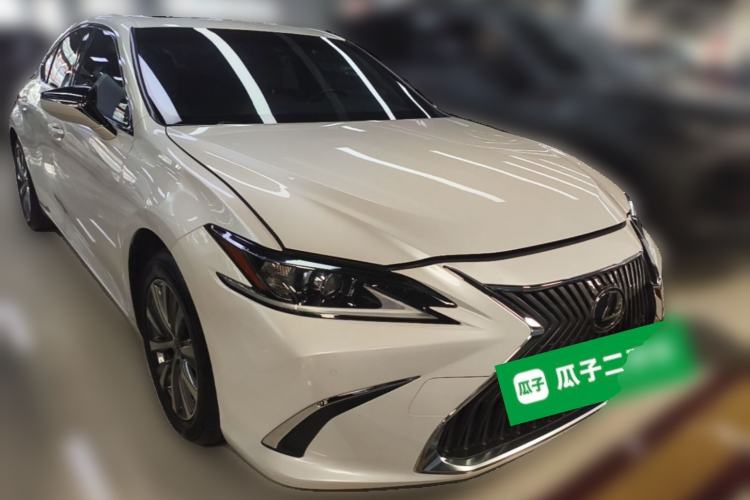 Used Lexus ES 2020 200 Excellence Edition Front