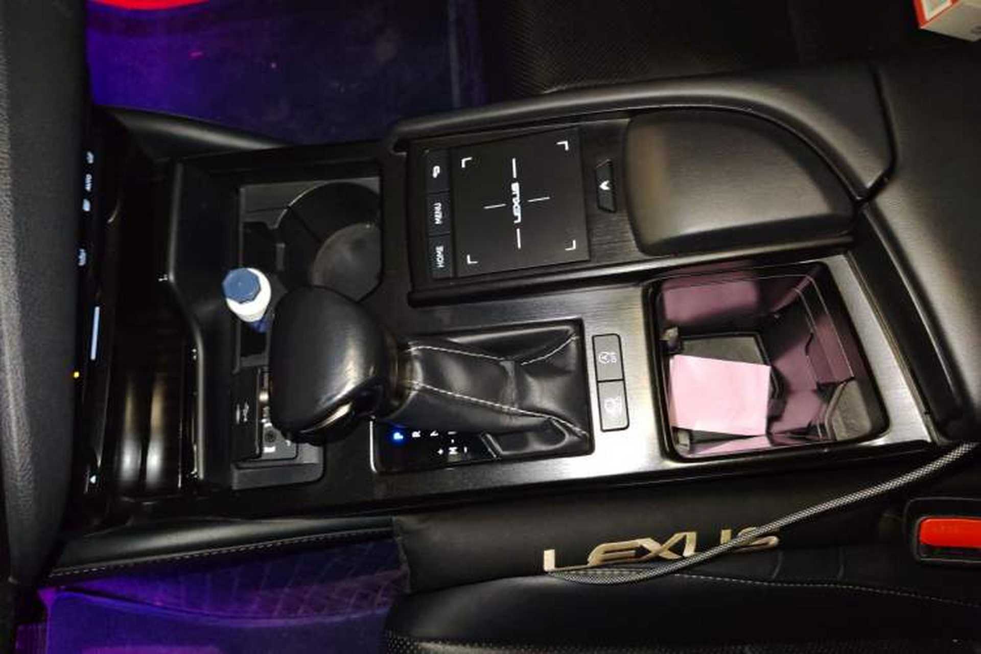 Used Lexus ES 2020 200 Luxury Edition Gear Lever