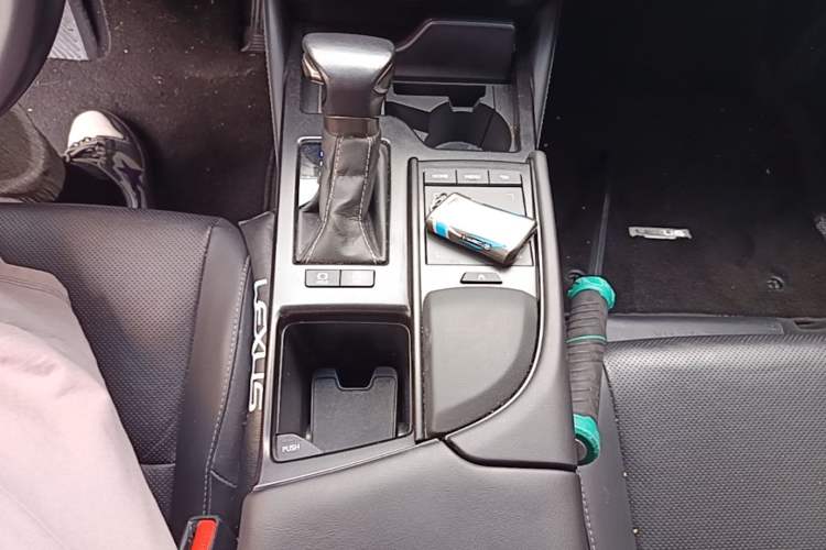 Used Lexus ES 2020 200 Excellence Edition Gear Lever