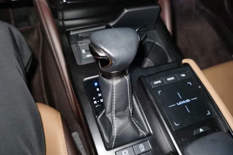 Used Lexus ES 2020 200 Excellence Edition Gear Lever