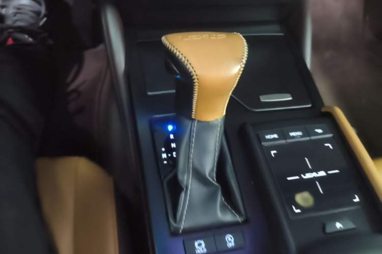 Used Lexus ES 2020 200 Excellence Edition Gear Lever