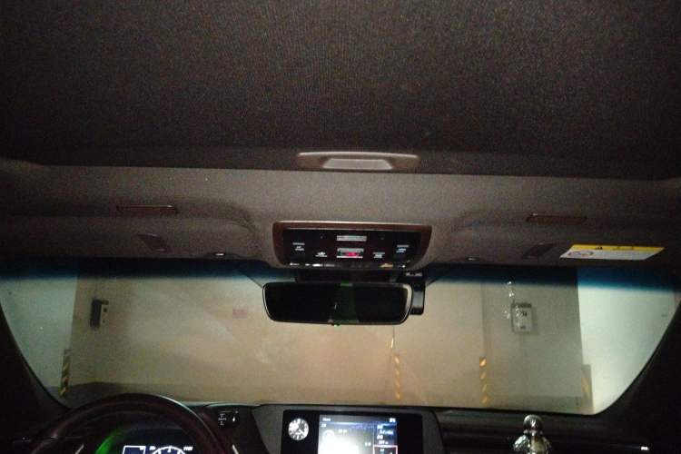 Used Lexus ES 2020 200 Excellence Edition Headliner