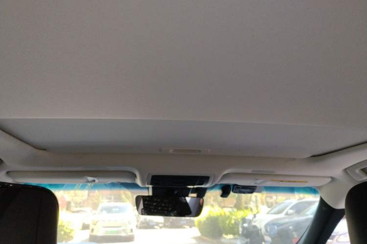 Used Lexus ES 2020 300h Premier Edition Headliner
