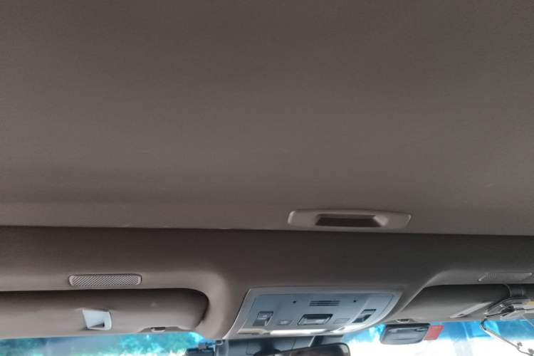 Used Lexus ES 2020 300h Premier Edition Headliner