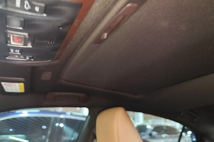 Used Lexus ES 2020 300h Premier Edition Headliner