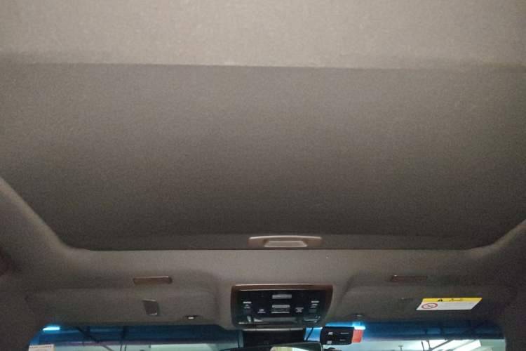 Used Lexus ES 2020 200 Luxury Edition Headliner