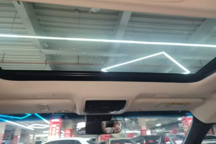 Used Lexus ES 2020 200 Luxury Edition Headliner