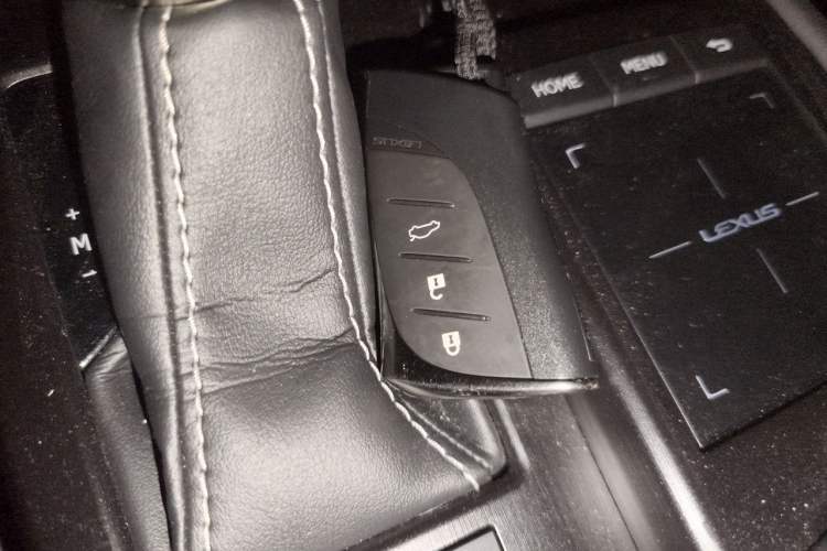 Used Lexus ES 2020 200 Excellence Edition Interior 1