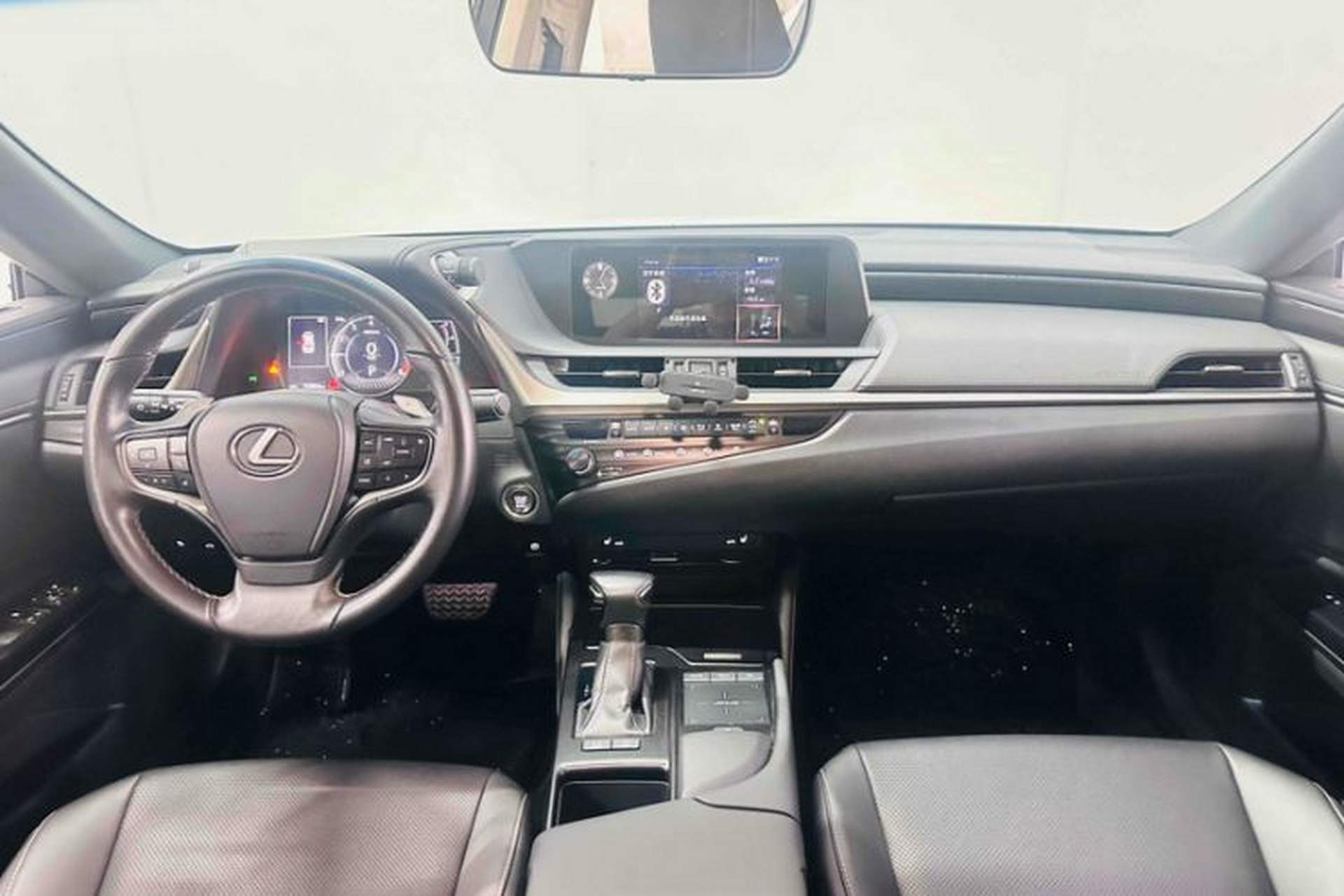 Used Lexus ES 2020 200 Excellence Edition Interior 2