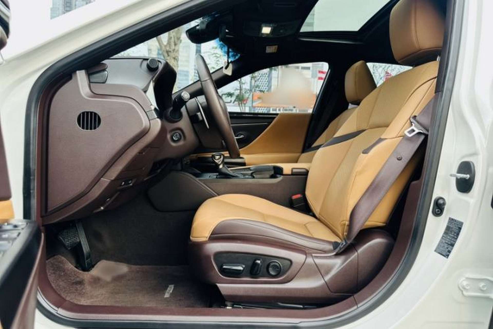 Used Lexus ES 2020 260 Excellence Edition Interior 5