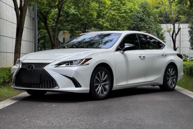Used Lexus ES 2020 200 Excellence Edition