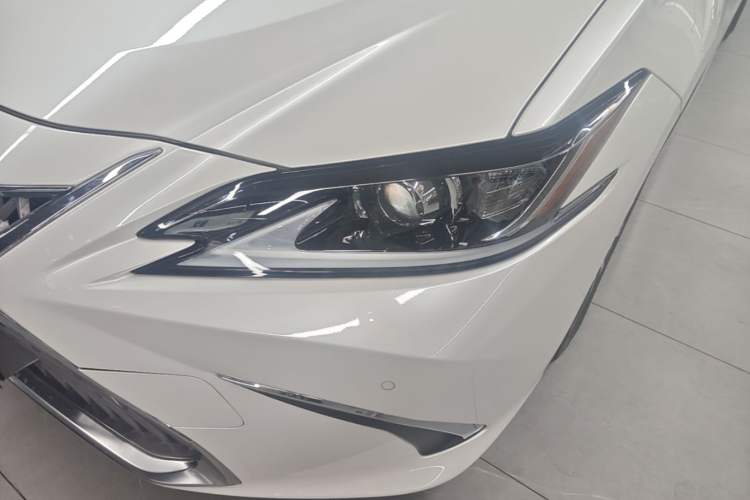 Used Lexus ES 2020 260 Excellence Edition Left Front Headlight