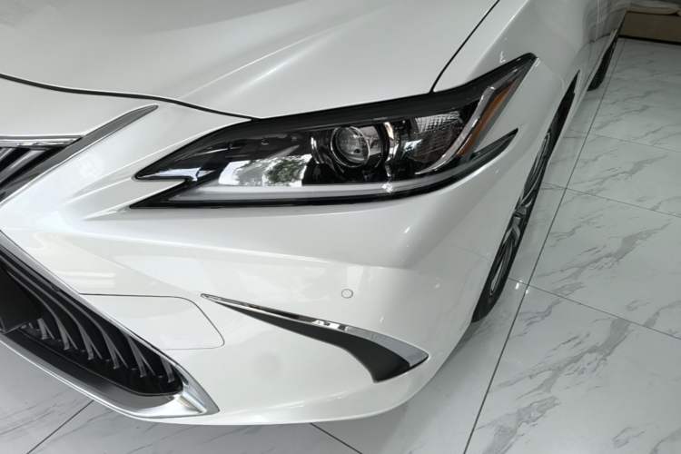 Used Lexus ES 2020 200 Excellence Edition Left Front Headlight