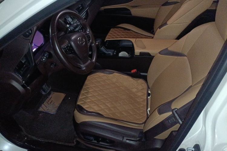 Used Lexus ES 2020 200 Excellence Edition Left Front Seat