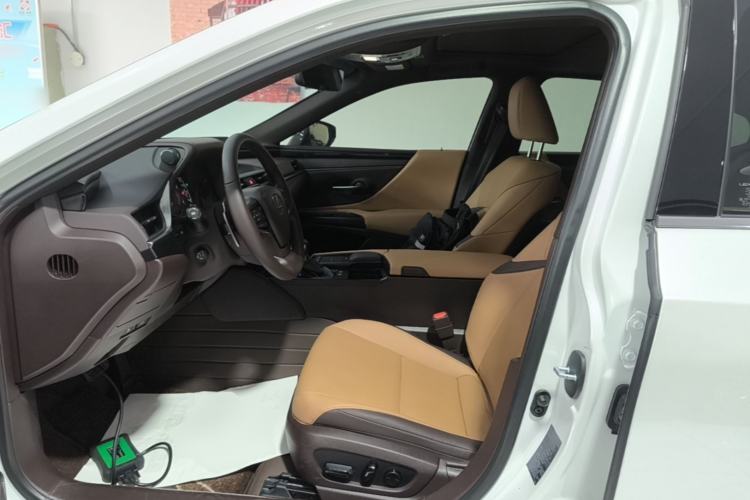 Used Lexus ES 2020 200 Excellence Edition Left Front Seat