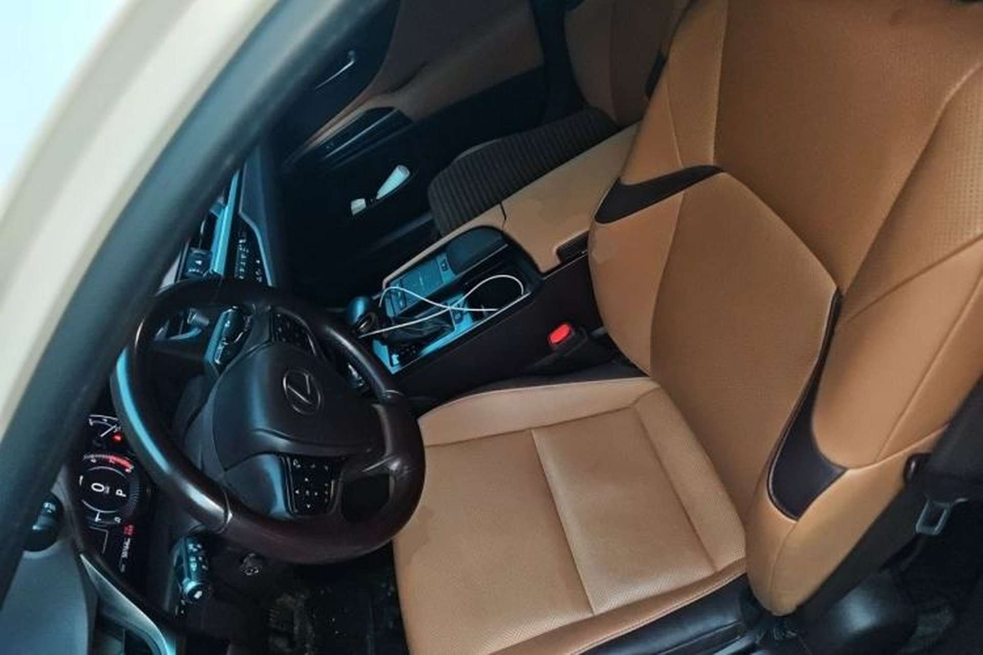 Used Lexus ES 2020 200 Excellence Edition Left Front Seat