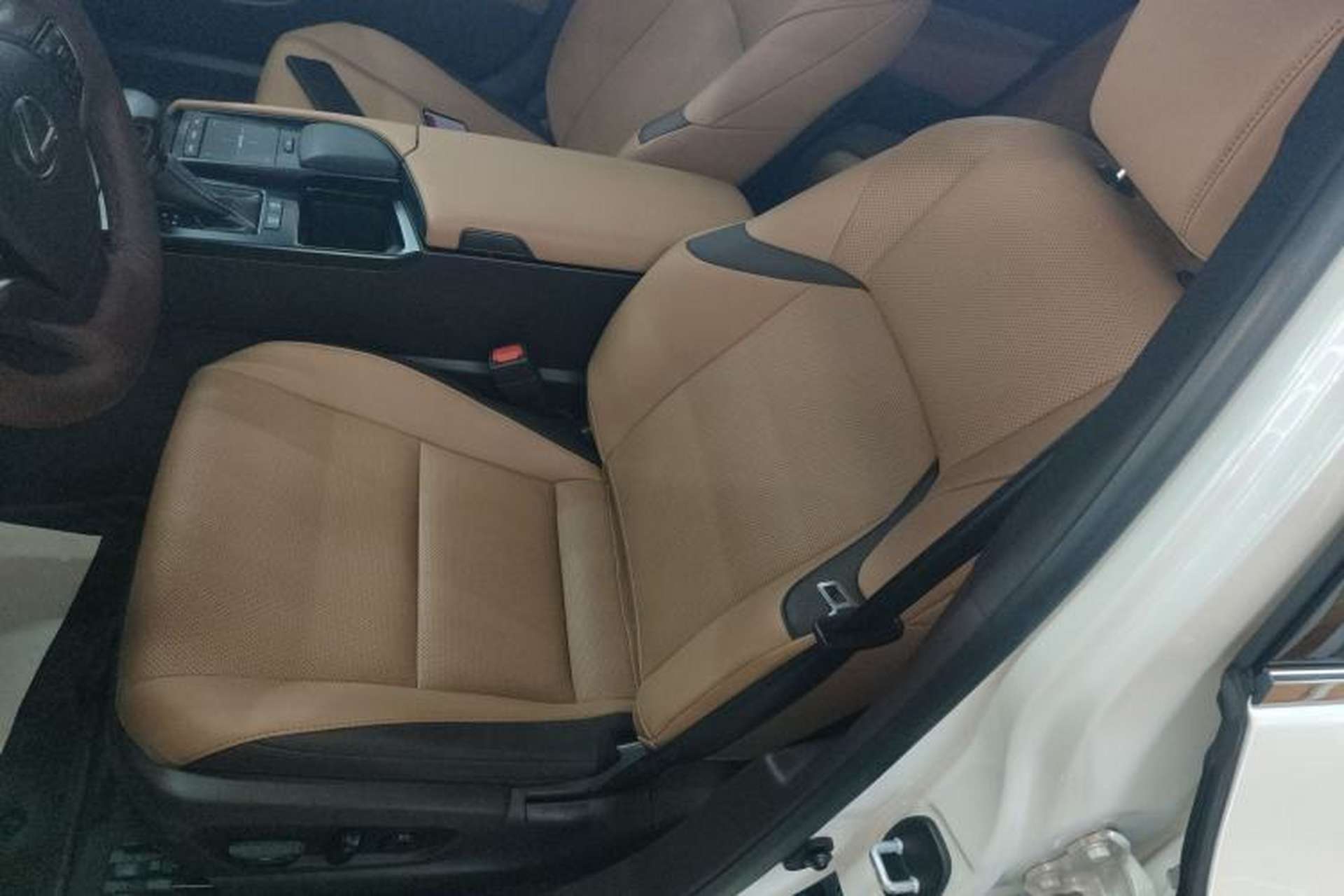 Used Lexus ES 2020 200 Excellence Edition Left Front Seat