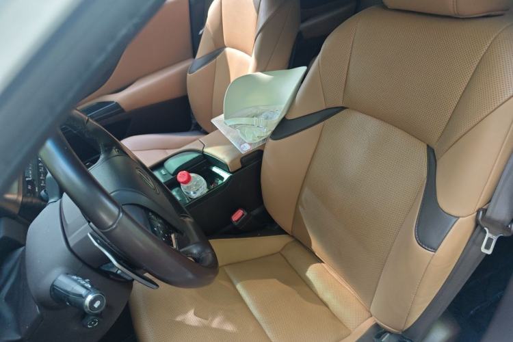 Used Lexus ES 2020 300h Premier Edition Left Front Seat