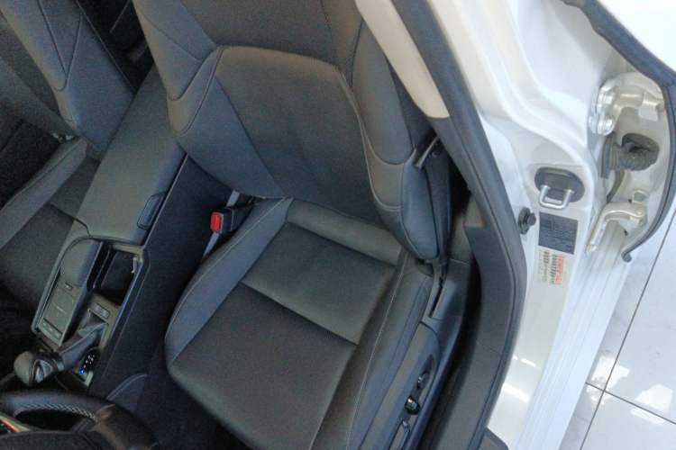 Used Lexus ES 2020 200 Excellence Edition Left Front Seat