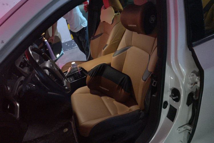 Used Lexus ES 2020 200 Luxury Edition Left Front Seat