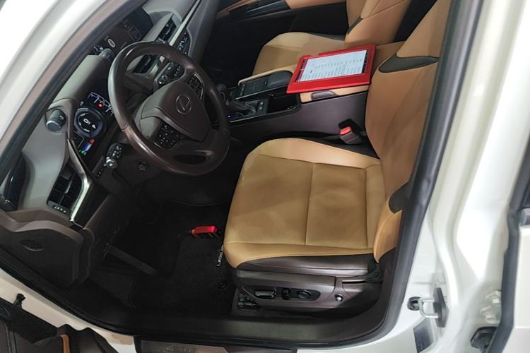 Used Lexus ES 2020 300h Premier Edition Left Front Seat