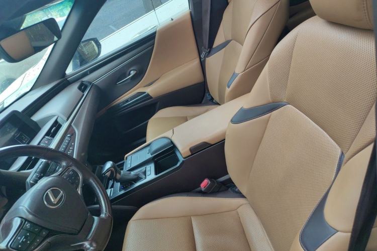 Used Lexus ES 2020 200 Excellence Edition Left Front Seat