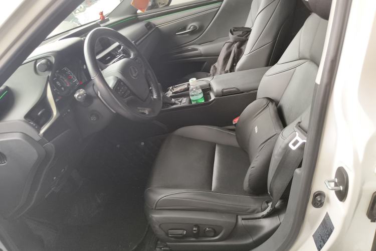 Used Lexus ES 2020 200 Excellence Edition Left Front Seat