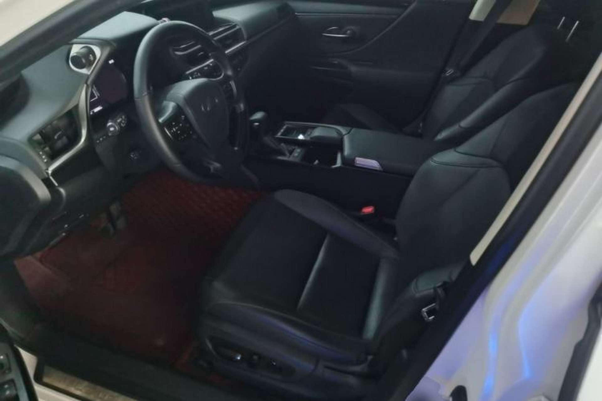 Used Lexus ES 2020 200 Luxury Edition Left Front Seat