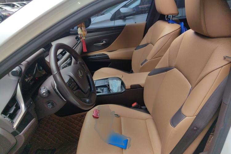 Used Lexus ES 2020 200 Excellence Edition Left Front Seat