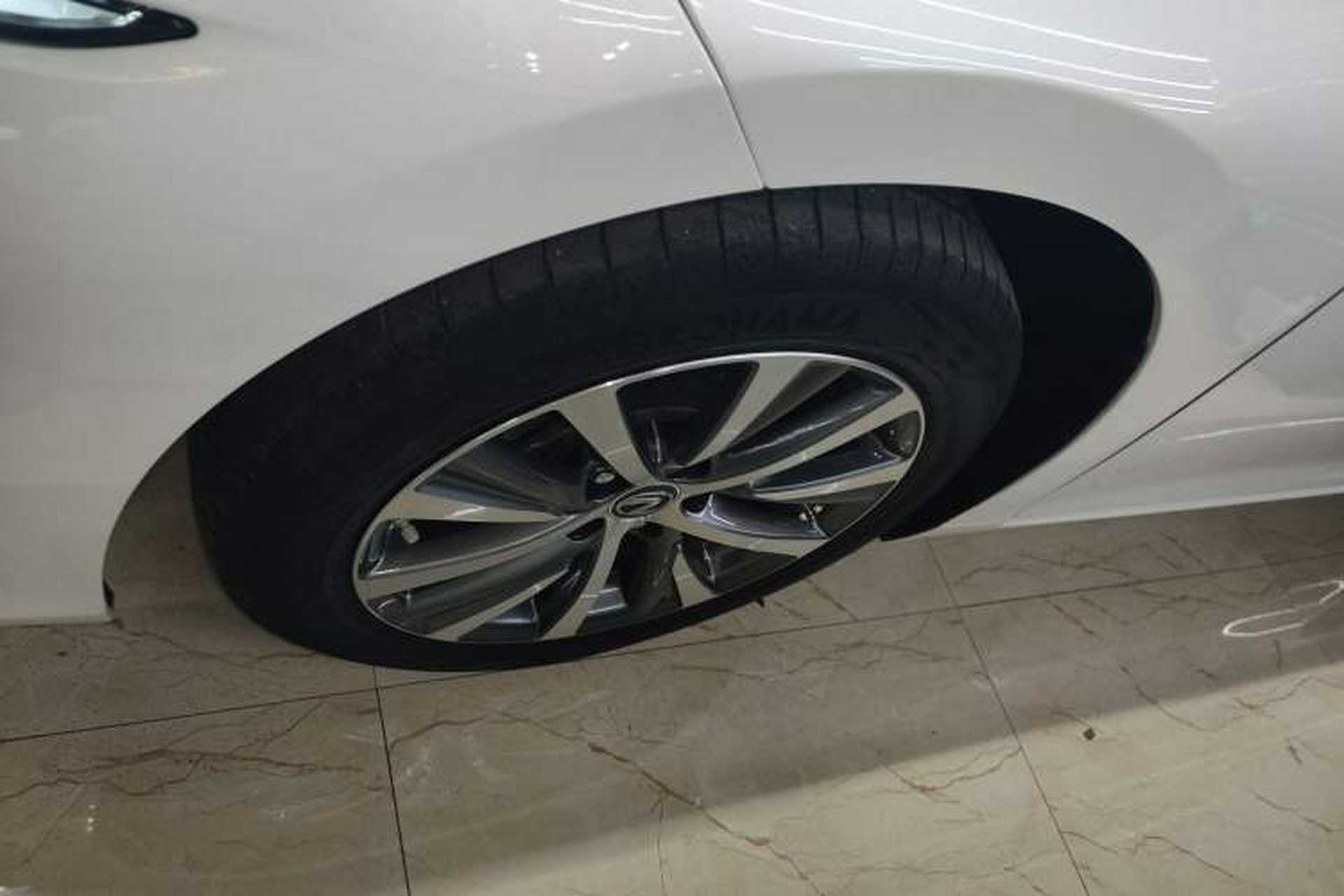 Used Lexus ES 2020 200 Excellence Edition Left Front Wheel Hub