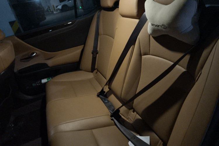 Used Lexus ES 2020 200 Luxury Edition Left Rear Seat