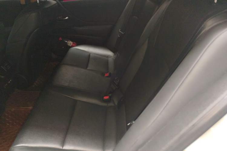 Used Lexus ES 2020 200 Excellence Edition Left Rear Seat
