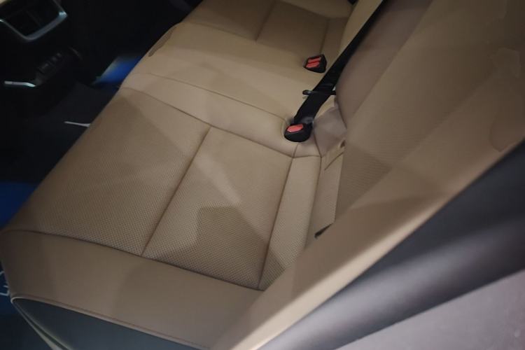 Used Lexus ES 2020 260 Excellence Edition Left Rear Seat