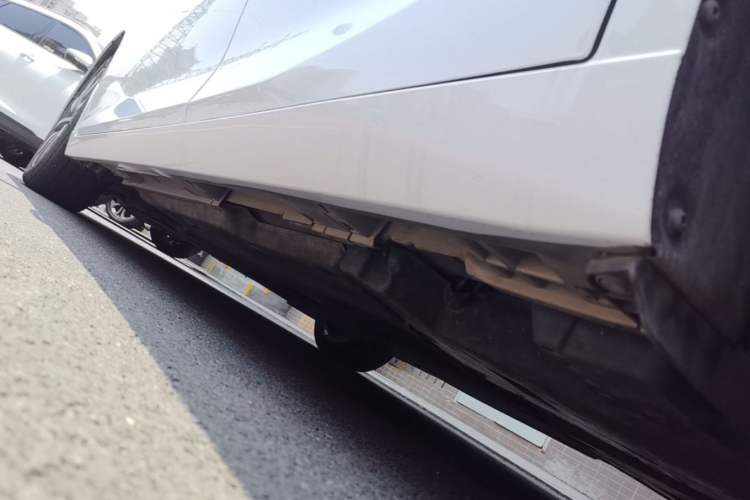 Used Lexus ES 2020 200 Excellence Edition Left Side Sill