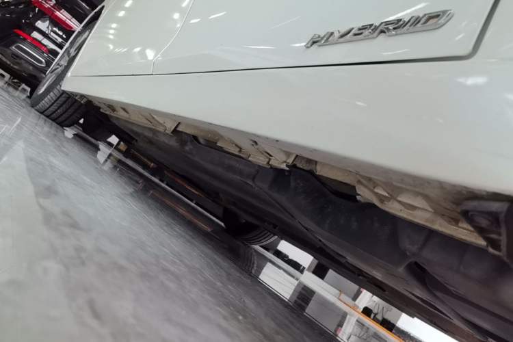 Used Lexus ES 2020 300h Premier Edition Left Side Sill