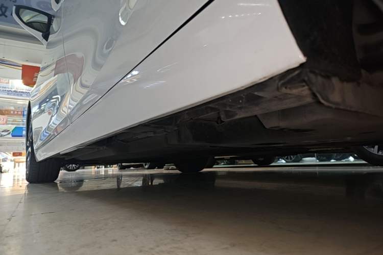 Used Lexus ES 2020 200 Excellence Edition Left Side Sill