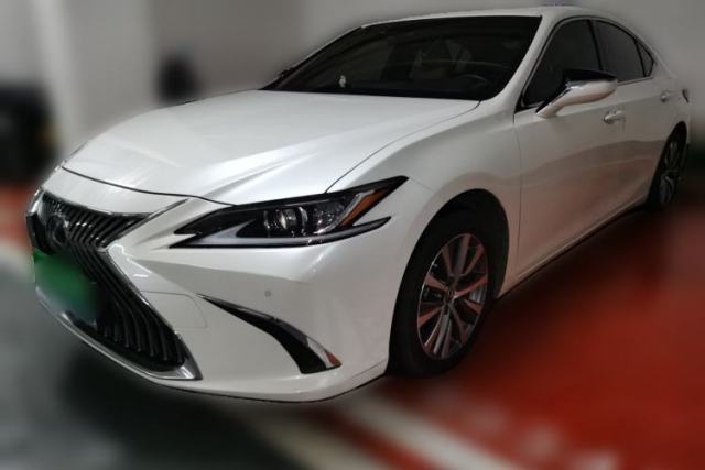 Used Lexus ES 2020 200 Excellence Edition