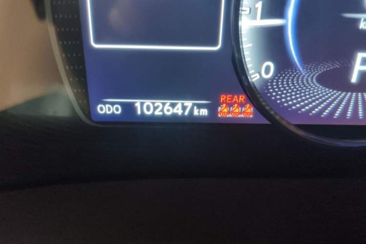 Used Lexus ES 2020 200 Excellence Edition Odometer Close Up